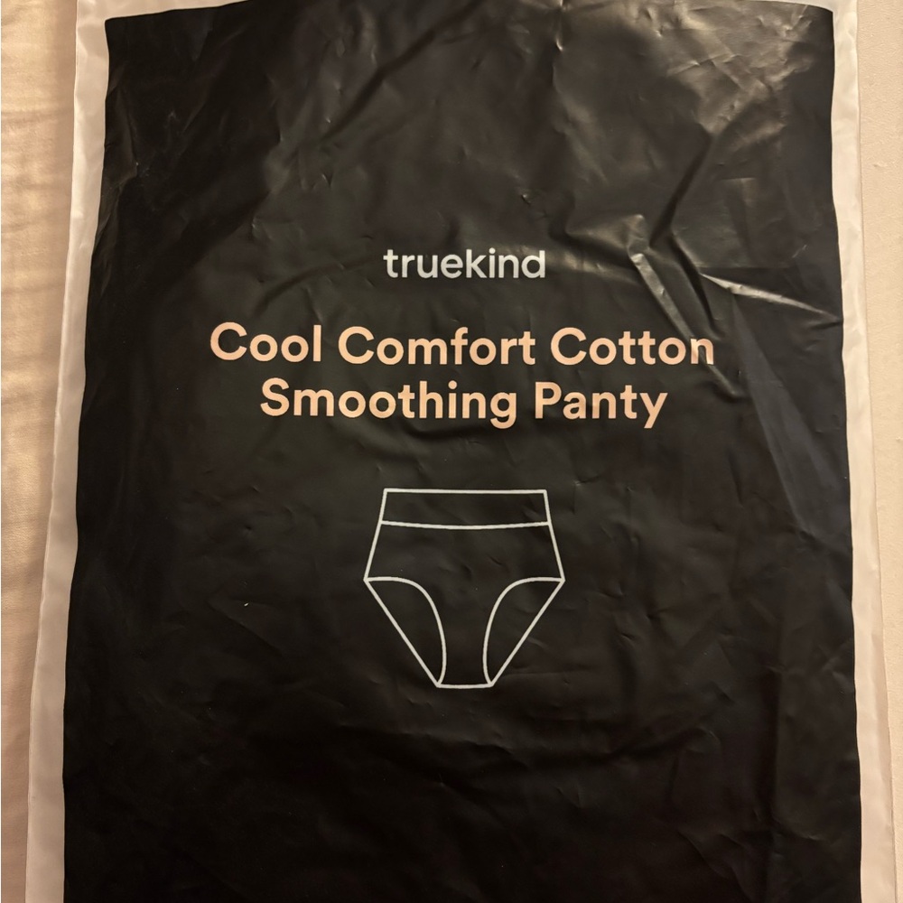 BRAND NEW/NEVER WORN Truekind Black Cotton Smoothing Panty - Picture 2 of 3